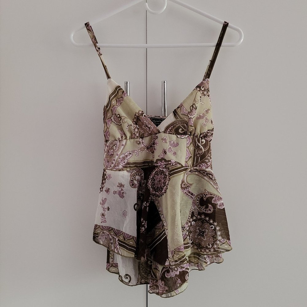 Y2K Beautiful flowy top with gold details